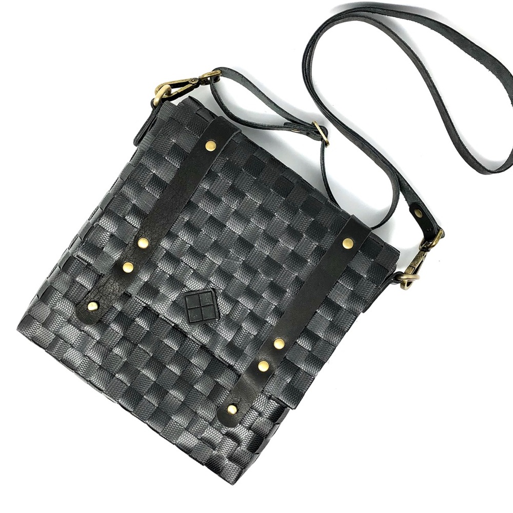 Bayongciaga Messenger Premium